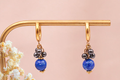 BOUCLE D'OREILLE ORNEL DORÉE HÉMATITE, LAPIS LAZULI